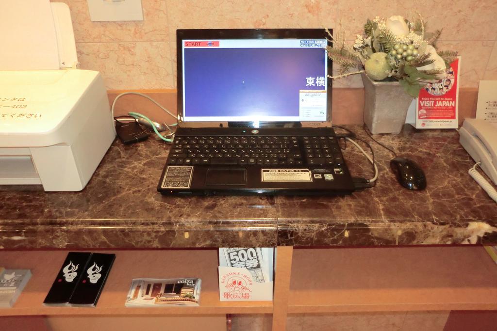 Toyoko Inn Tokyo Ueno Tawaramachi Eki מראה חיצוני תמונה